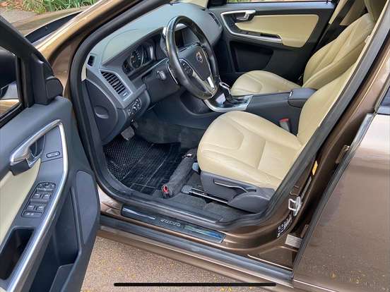 VOLVO-XC60-2.0 T5 KINETIC GASOLINA 4P AUTOMÁTICO VOLVO-XC60-2015