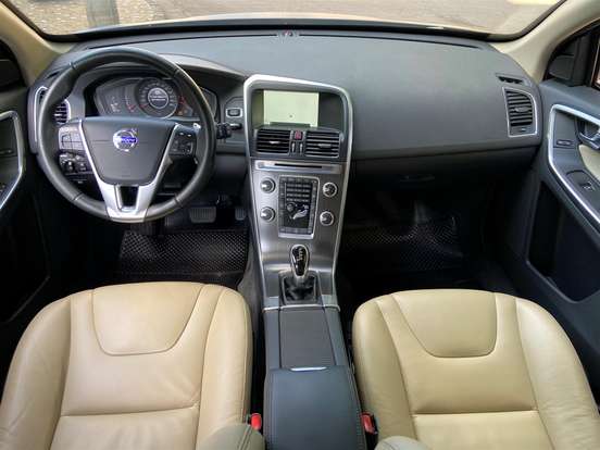 VOLVO-XC60-2.0 T5 KINETIC GASOLINA 4P AUTOMÁTICO VOLVO-XC60-2015