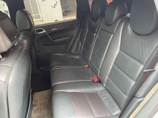 PORSCHE-CAYENNE-2002