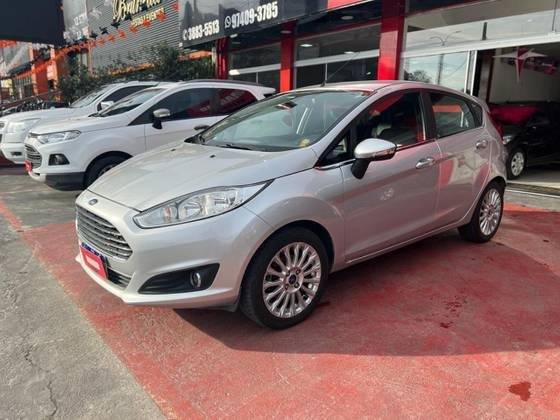 FORD FIESTA 1.6 TITANIUM HATCH 16V FLEX 4P POWERSHIFT