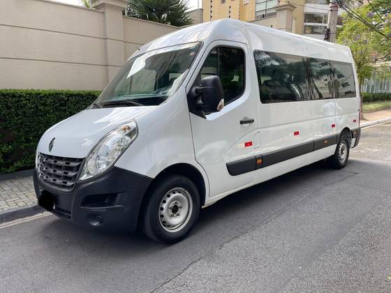 RENAULT MASTER 2.3 DCI DIESEL MINIBUS EXECUTIVE 16L L3H2 3P MANUAL