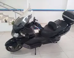 SUZUKI BURGMAN 650 SUZUKI BURGMAN 650