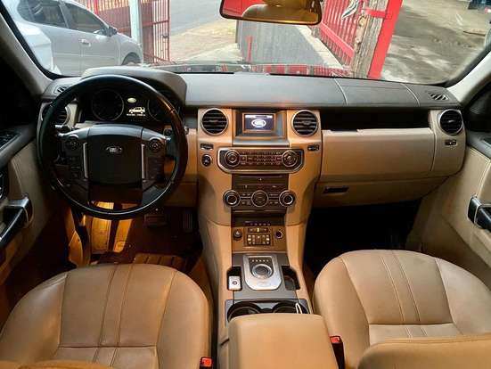LAND ROVER-DISCOVERY 4-2014