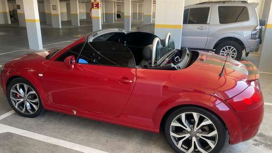 AUDI-TT-2000