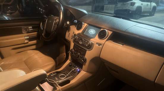 LAND ROVER-DISCOVERY 4-2013