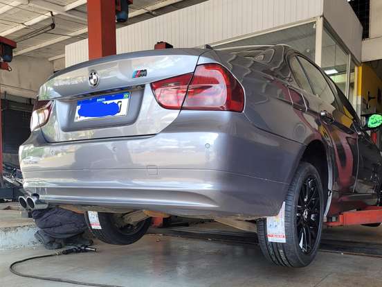 BMW-320i-2.0 TOP 16V GASOLINA 4P AUTOMÁTICO BMW-320i-2008