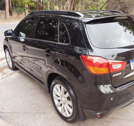 MITSUBISHI-ASX-2014