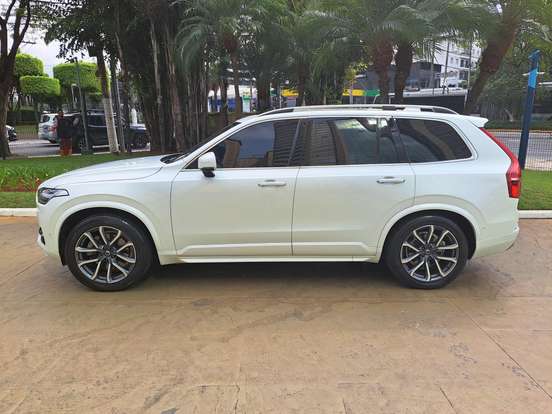 VOLVO-XC90-2.0 T6 GASOLINA MOMENTUM AWD GEARTRONIC VOLVO-XC90-2017