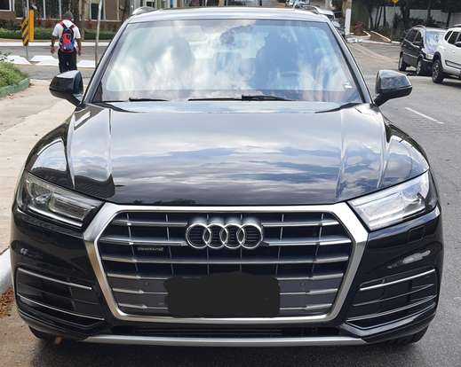 AUDI-Q5-2018