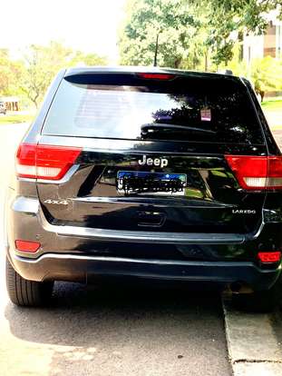 JEEP-GRAND CHEROKEE-3.6 LAREDO 4X4 V6 24V GASOLINA 4P AUTOMÁTICO JEEP-GRAND CHEROKEE-2011