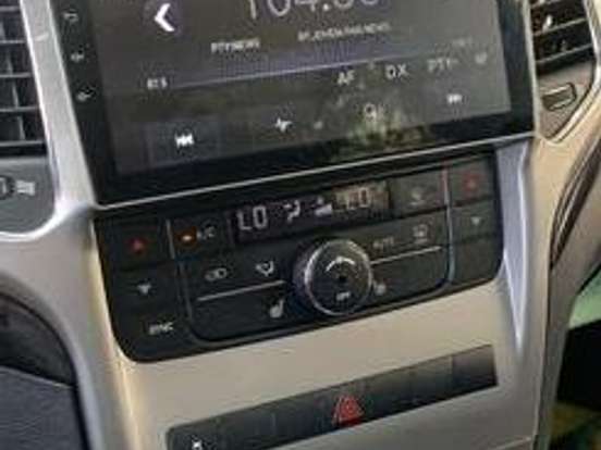 JEEP-GRAND CHEROKEE-3.6 LAREDO 4X4 V6 24V GASOLINA 4P AUTOMÁTICO JEEP-GRAND CHEROKEE-2011