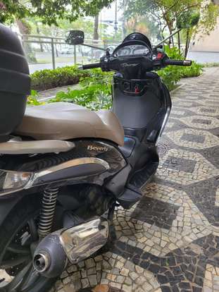 PIAGGIO-BEVERLY TOURER 300-2010