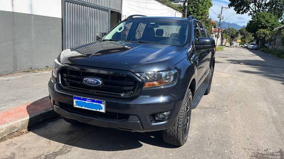 FORD RANGER 2.2 BLACK 4X2 CD 16V DIESEL 4P AUTOMÁTICO