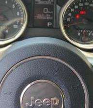JEEP-GRAND CHEROKEE-2011