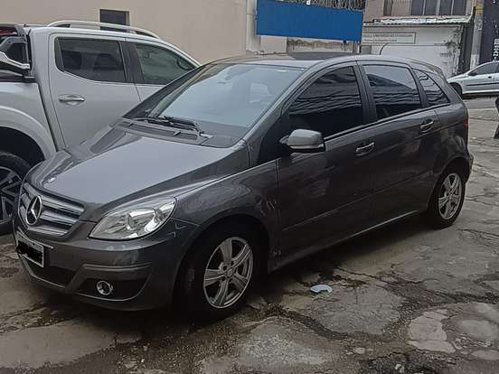 MERCEDES-BENZ-B 180-1.7 COMFORT 8V GASOLINA 4P AUTOMÁTICO MERCEDES-BENZ-B 180-2009