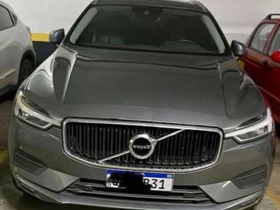 VOLVO-XC60-2.0 T5 GASOLINA MOMENTUM AWD GEARTRONIC VOLVO-XC60-2018