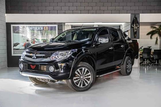 MITSUBISHI L200 TRITON 2.4 16V TURBO DIESEL SPORT HPE TOP CD 4P 4X4 AUTOMÁTICO