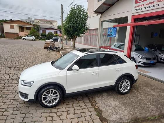 AUDI Q3 2.0 TFSI AMBITION QUATTRO 4P GASOLINA S TRONIC