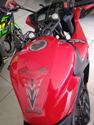 HONDA-CBR 650F-2015