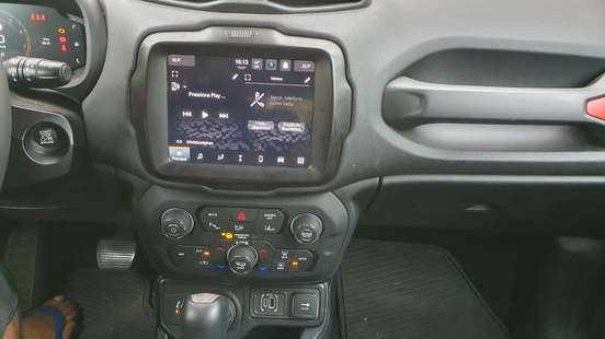 JEEP-RENEGADE-2022