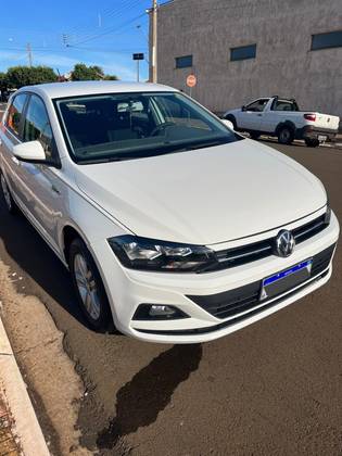 VOLKSWAGEN POLO 1.0 200 TSI COMFORTLINE AUTOMÁTICO