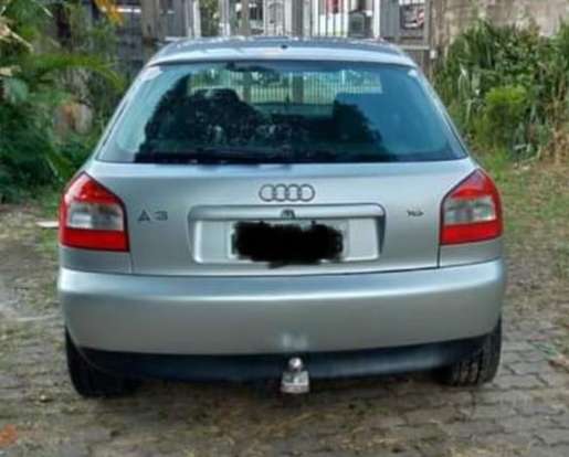 AUDI-A3-2001