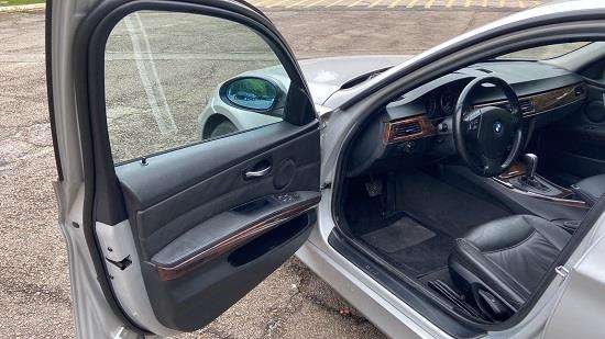 BMW-320i-2.0 16V GASOLINA 4P AUTOMÁTICO BMW-320i-2005