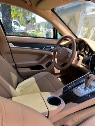 PORSCHE-PANAMERA-2014