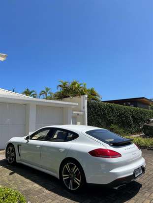 PORSCHE-PANAMERA-2014