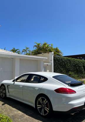 PORSCHE-PANAMERA-2014