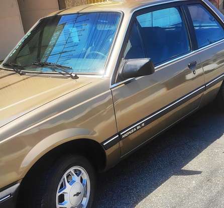 CHEVROLET-MONZA-1986