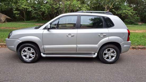 HYUNDAI-TUCSON-2012