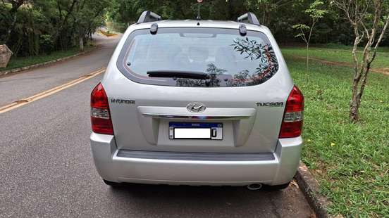HYUNDAI-TUCSON-2012