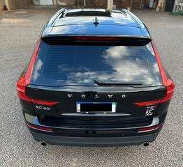 VOLVO-XC60-2019