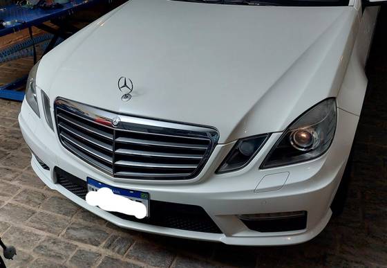 MERCEDES-BENZ E 63 AMG 5.5 V8 32V BI-TURBO GASOLINA 4P AUTOMÁTICO