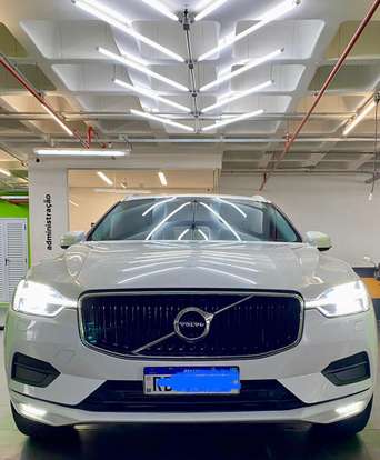 VOLVO-XC60-2.0 T5 GASOLINA MOMENTUM AWD GEARTRONIC VOLVO-XC60-2020