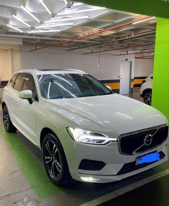 VOLVO-XC60-2.0 T5 GASOLINA MOMENTUM AWD GEARTRONIC VOLVO-XC60-2020