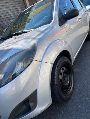 FORD-FIESTA-2013