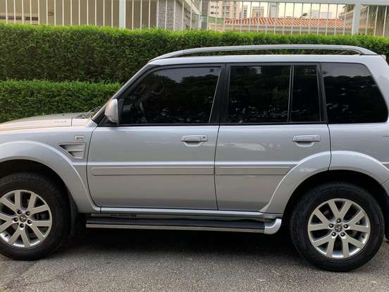 MITSUBISHI-PAJERO TR4-2.0 4X4 16V 140CV FLEX 4P AUTOMÁTICO MITSUBISHI-PAJERO TR4-2010