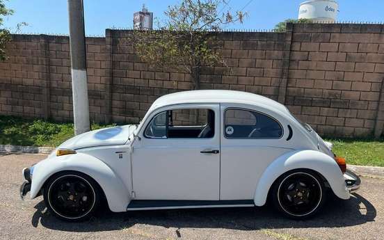 VOLKSWAGEN-FUSCA-1984
