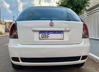 FIAT-PALIO-2015