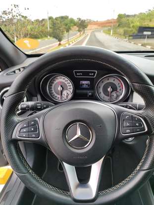 MERCEDES-BENZ-GLA 200-2016