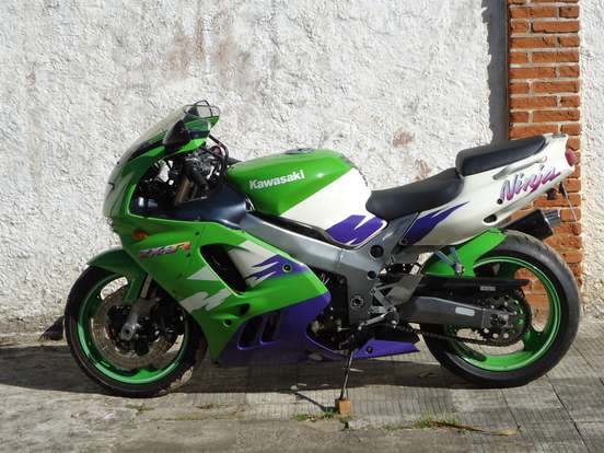 KAWASAKI-NINJA ZX-9R-1997
