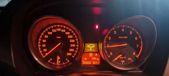 BMW-Z4-2.5 I6 GASOLINA SDRIVE23I AUTOMÁTICO BMW-Z4-2011