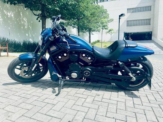 HARLEY-DAVIDSON NIGHT ROD SPECIAL 