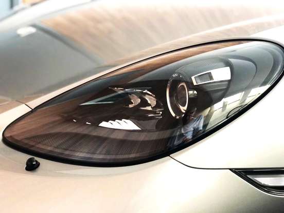 PORSCHE-718-2023