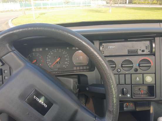 VOLVO-460-1.8 TURBO GASOLINA 4P AUTOMÁTICO VOLVO-460-1995