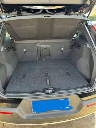 VOLVO-XC40-2.0 T5 GASOLINA MOMENTUM AWD GEARTRONIC VOLVO-XC40-2019