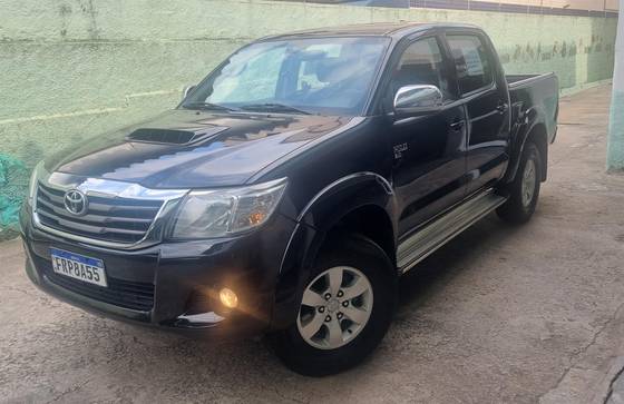 TOYOTA HILUX 3.0 SR 4X4 CD 16V TURBO INTERCOOLER DIESEL 4P AUTOMÁTICO