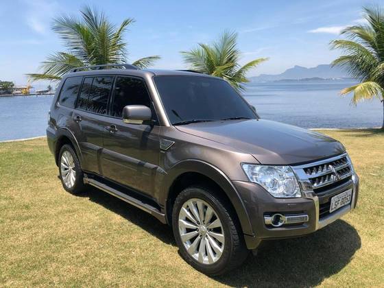 MITSUBISHI PAJERO FULL 3.2 HPE 4X4 16V TURBO INTERCOOLER DIESEL 4P AUTOMÁTICO